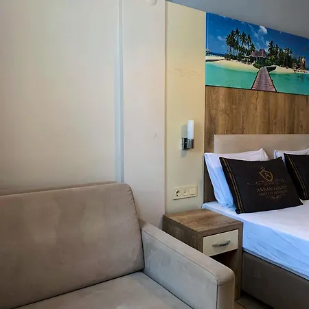 阿肯海滩酒店 博德鲁姆