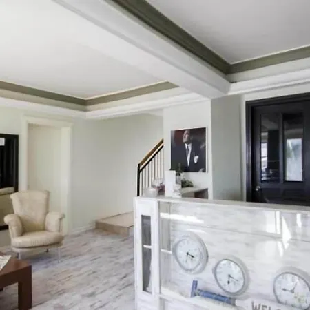 阿肯海滩酒店 博德鲁姆