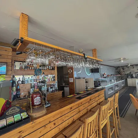 阿肯海滩酒店 酒店 博德鲁姆