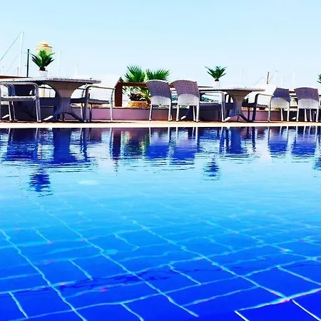 Akkan Hotel 3*